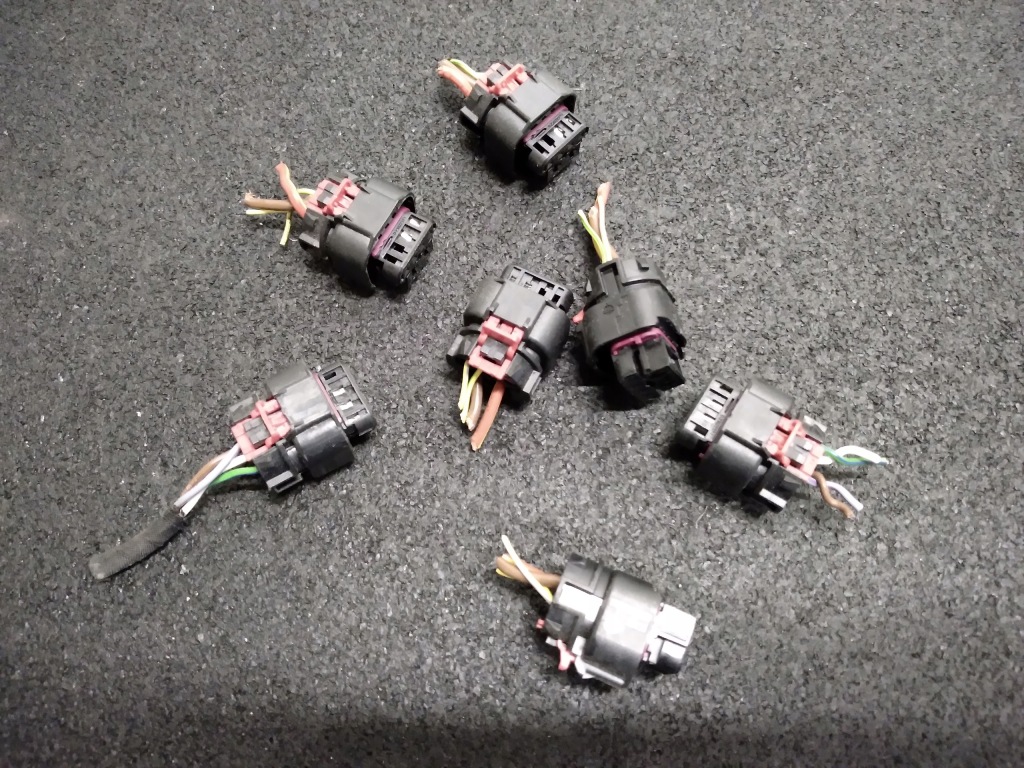 фото №1, Штекер роз'єми колодка лампи bmw g11 g30 g20 g32 lci