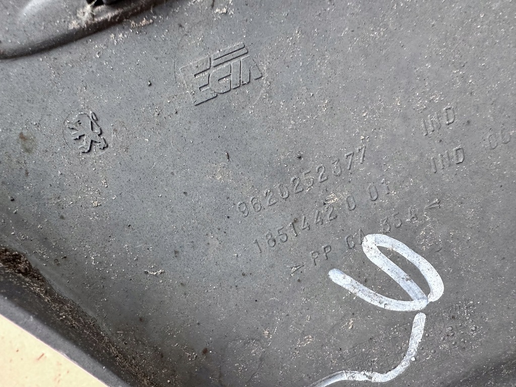 фото №11, Бампер перед передній peugeot 106 sport 9620252377