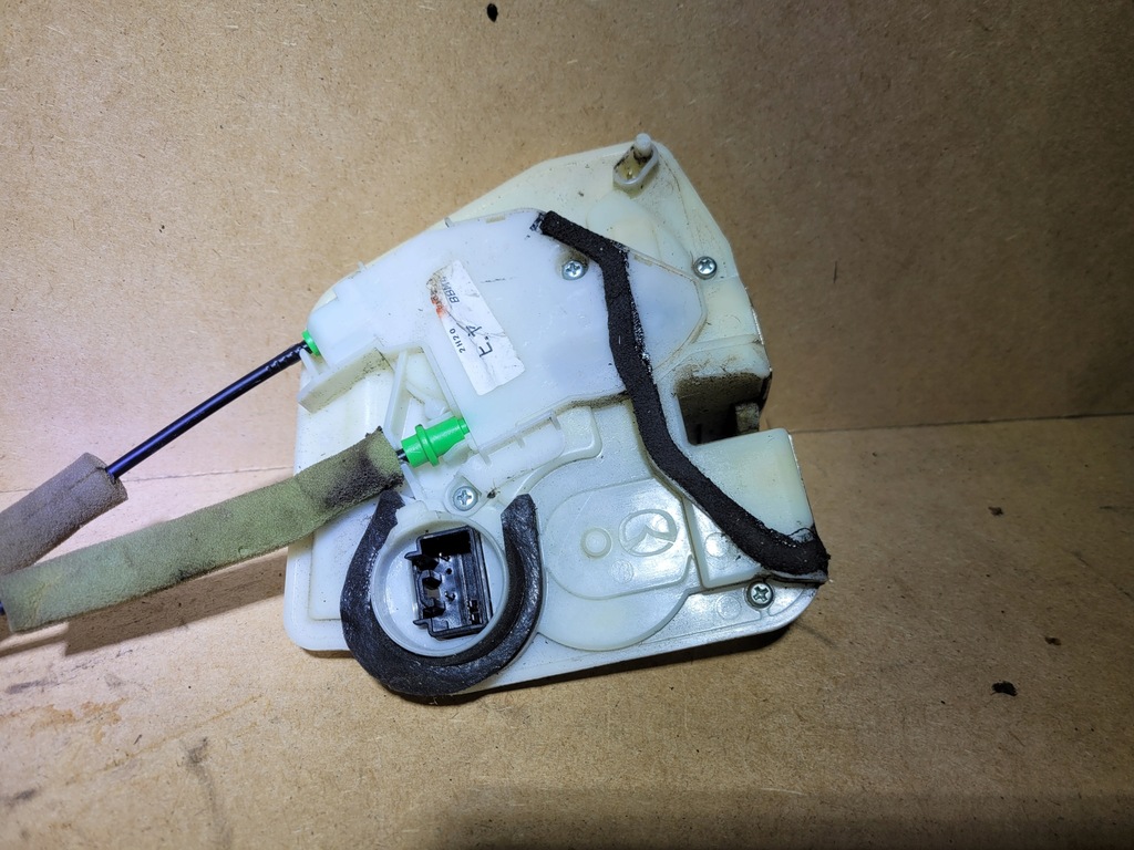 фото №12, Замки двері 4pin mazda 3 bl 09-13r bbm4