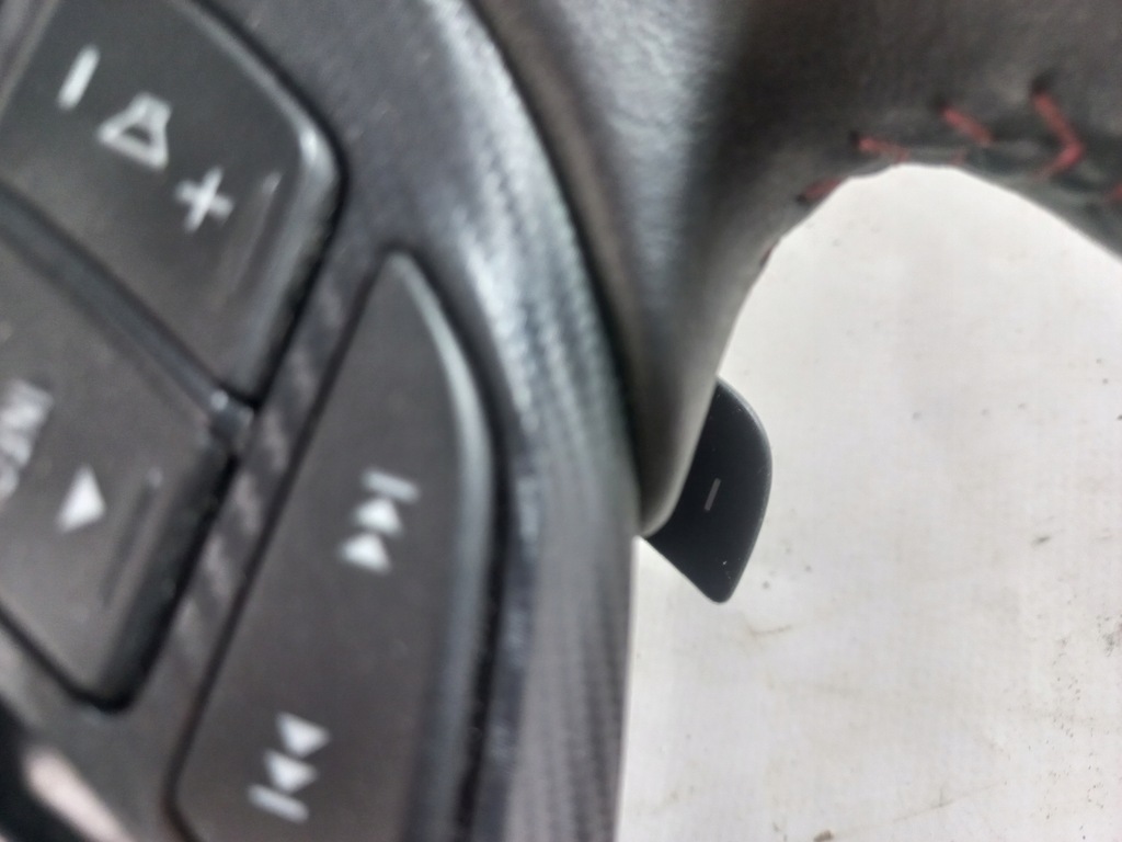 фото №10, Mazda 3 13-17 воздуховод многофункциональный лепестки переключения