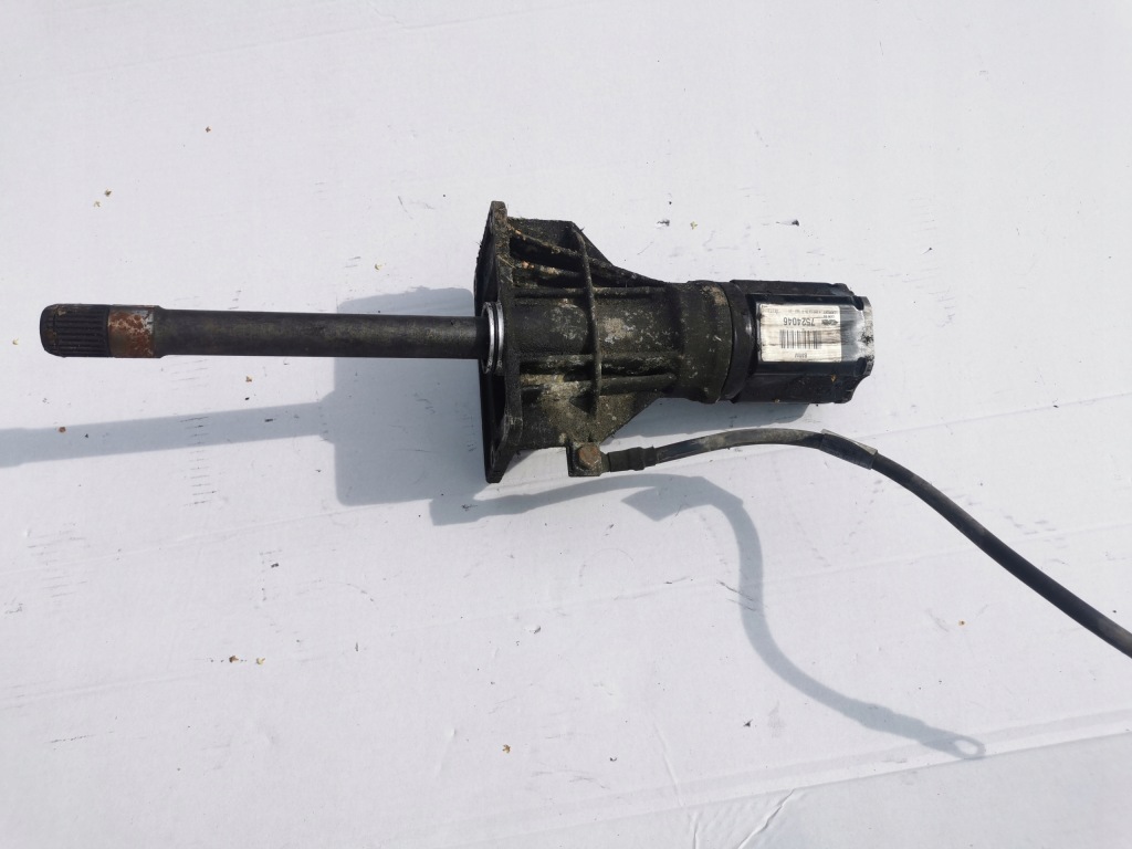 фото №1, Bmw e83 x3 приводной вал шарнир правый 7524046