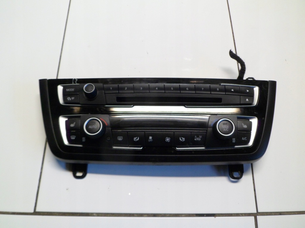 фото №1, Bmw f32 f36 панель радио кондиционера 9226785