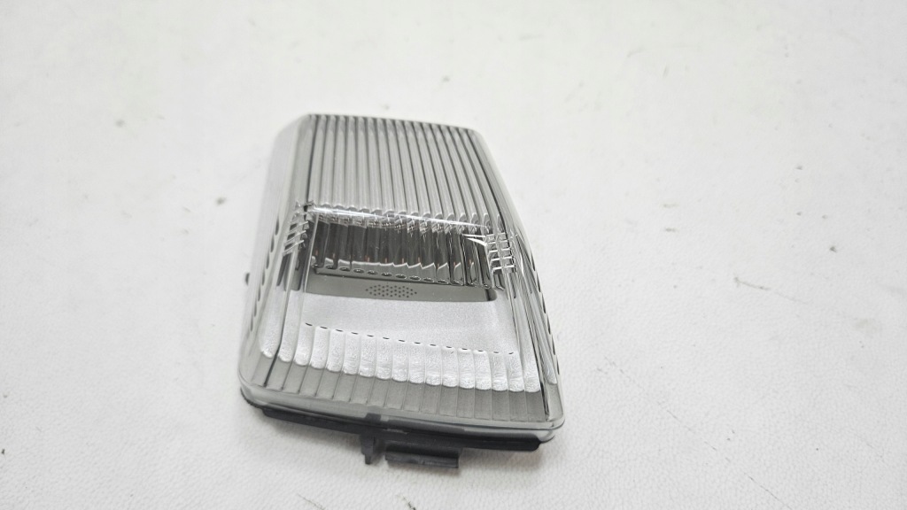 Поворотник правый mercedes g-klasa w463 рестайлинг Недорого