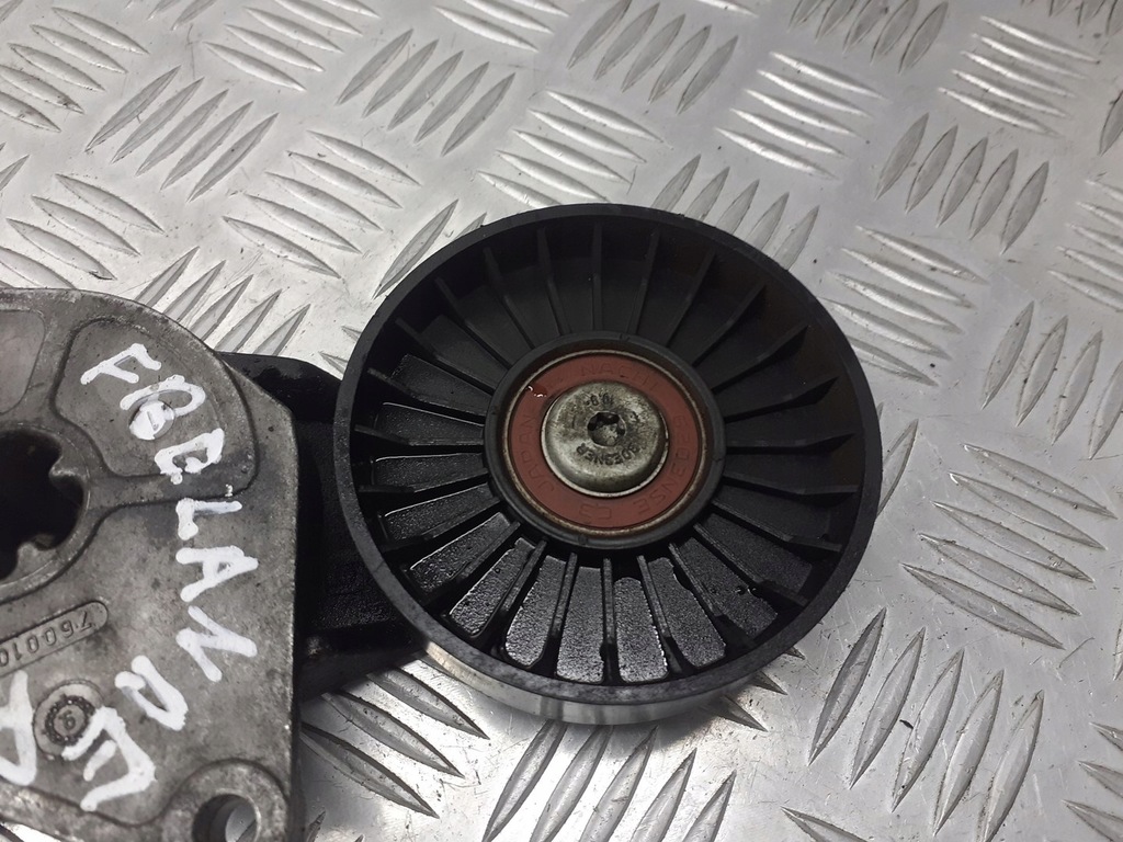 фото №3, Натяжитель ремень ролик land rover freelander 2.5 v6