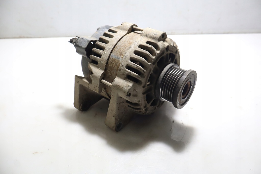 фото №1, Генератор opel insignia a 1.8 uk