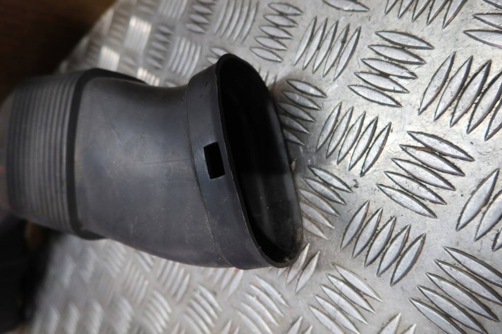 фото №8, Впуск повітрозабірник повітря bmw 5 f10 f11 8513454