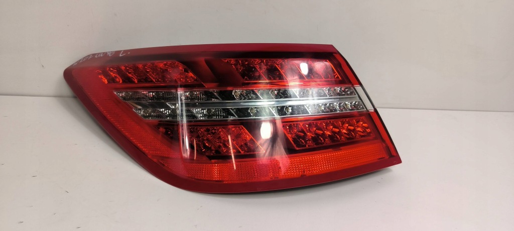 Купить Лампа левая задняя левый задний  mercedes w207 купе a2078200164