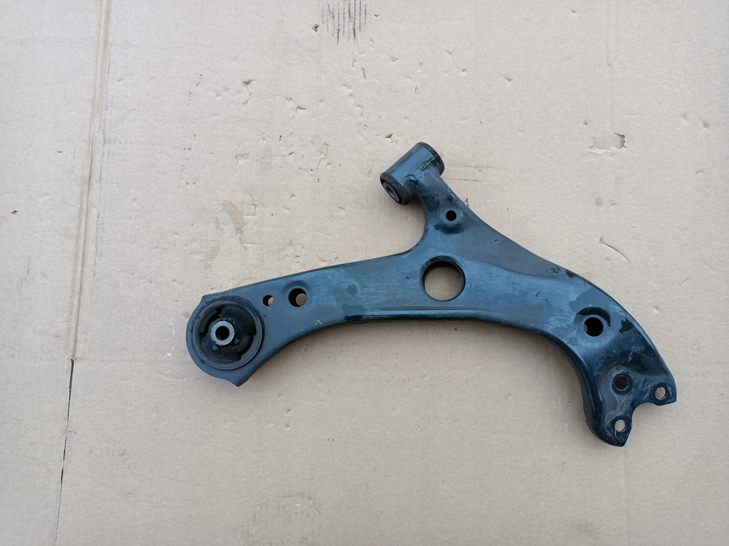 фото №2, Рычаг правый toyota ch-r chr оригинальный