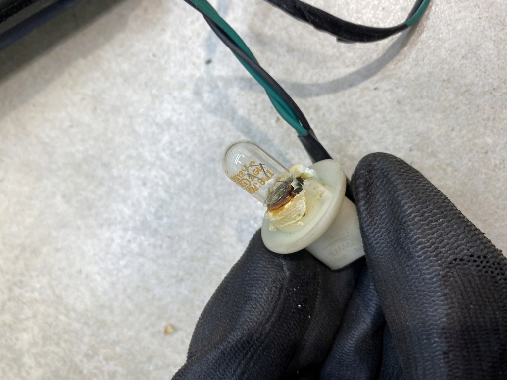 фото №12, Накладка кришки багажника journey i 05178321ad