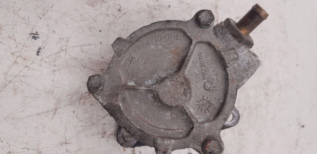 Насос вакууму вакуумний fiat stilo 1.9 jtd 467711051 в Україні