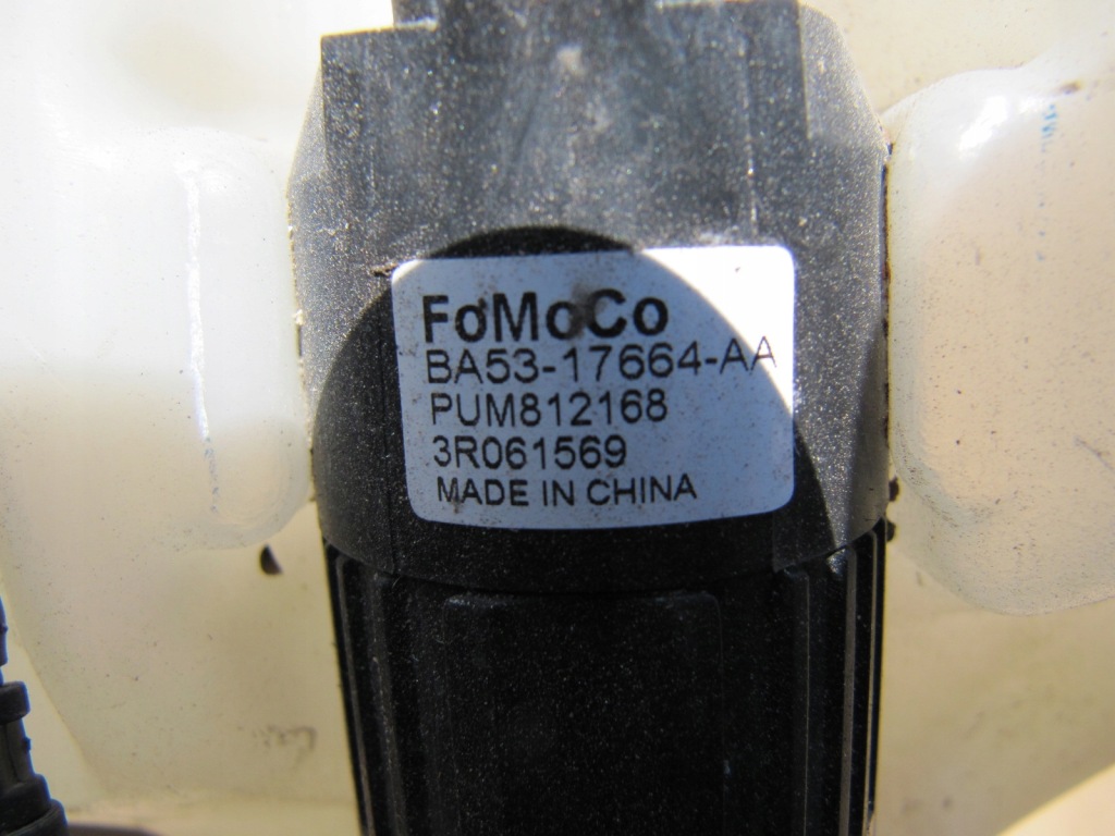 фото №10, Ford f-150 15- бачок омивача помпа kpl бак рідина