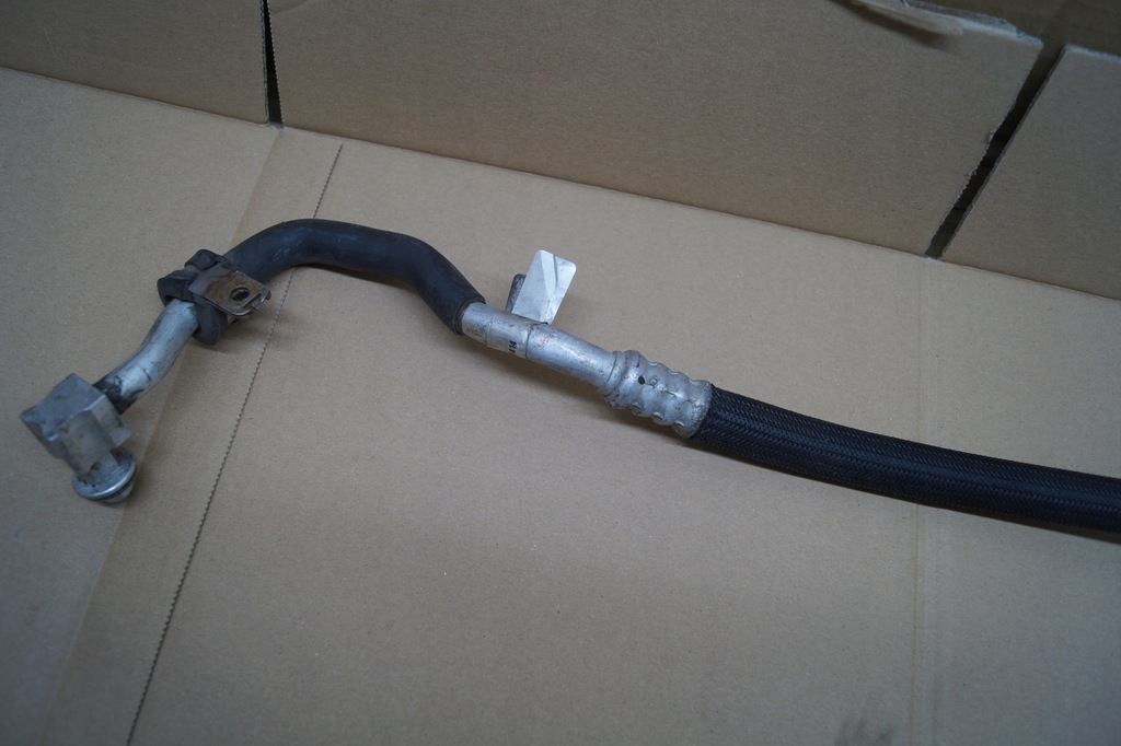 фото №9, Quattroporte шланг кондиціонера 670004933