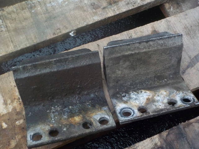 фото №1, Scania відбійник кронштейн