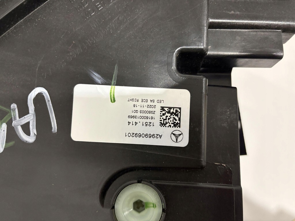 Mercedes eqs x296 лампа правый перед full led a2969069201 с Разборки