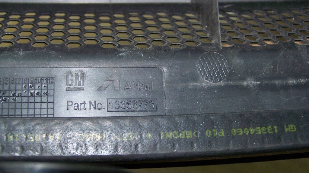 Opel adam 14r жабо с Разборки