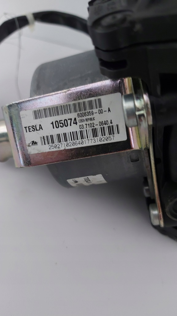 Tesla model s насос гальмівна nowa Доставка