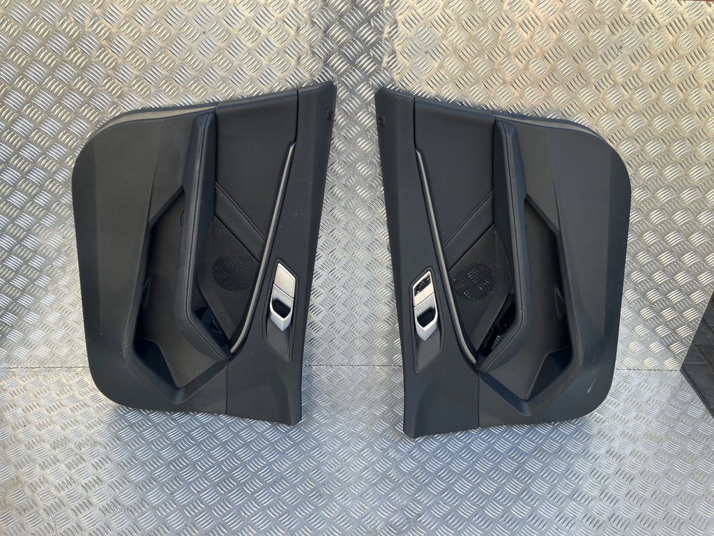 фото №1, Обшивка дверь левый перед bmw 1 f40