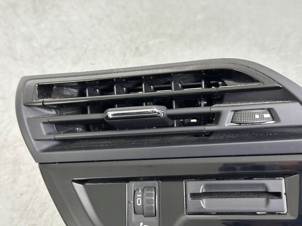 фото №8, Citroen c4 spacetourer 2018 перед сторона ліва ґрати обдув