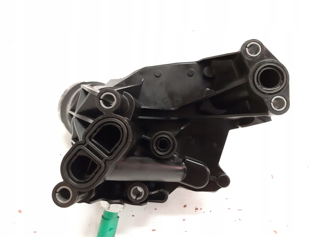 Корпус фільтра оливи audi a4 b9 2.0 tdi 03n115389n Зі Шроту