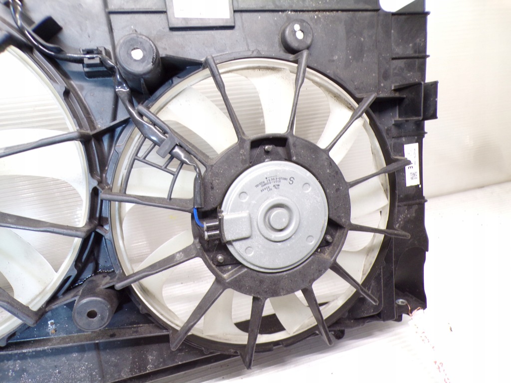 Вентилятор радиатора toyota auris ii 1.8 hybrrid 16040-0t540 422750-4594 Недорого