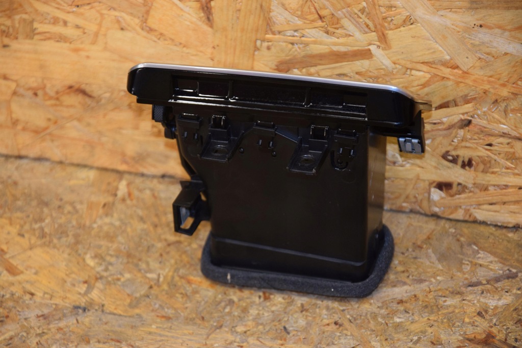 фото №11, Dekor панель решётка воздуховод панели velar l560 идеальное состояние новый 20r