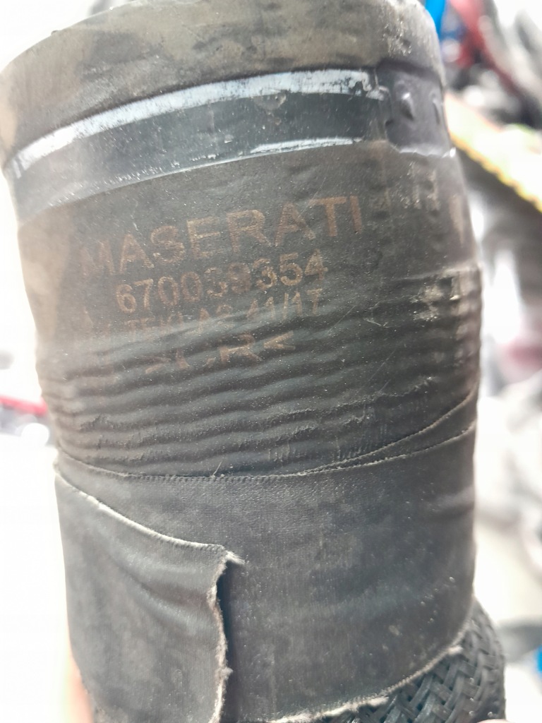 фото №3, Шланг воздуха воздухозаборник труба 3.0 b maserati levante ghibli 670039354