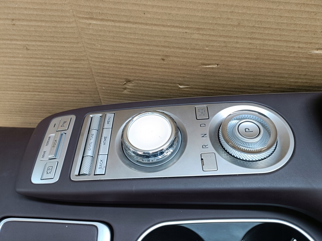 Genesis gv70 підлокітник rhd Доставка