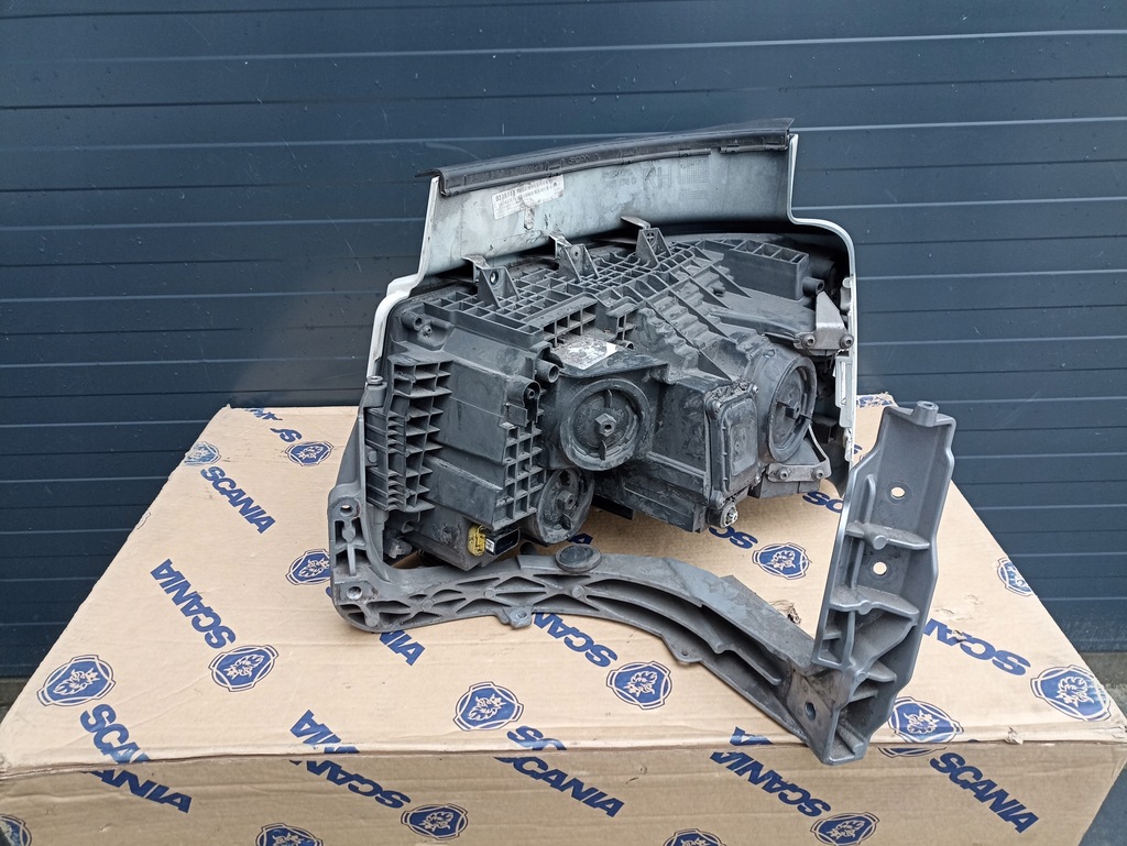 фото №2, Лампа scania r s новий model h7