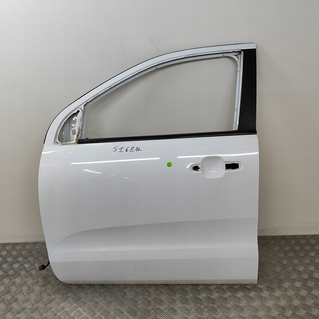 фото №1, Ford ranger 2018 левая сторона дверь передние