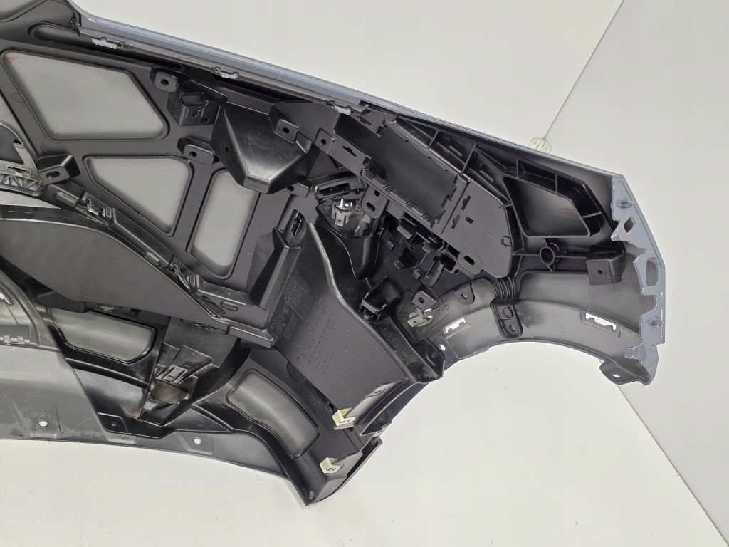 Бампер перед передний bmw x1 u11 + направляющие 51119883584 51119883583 Доставка