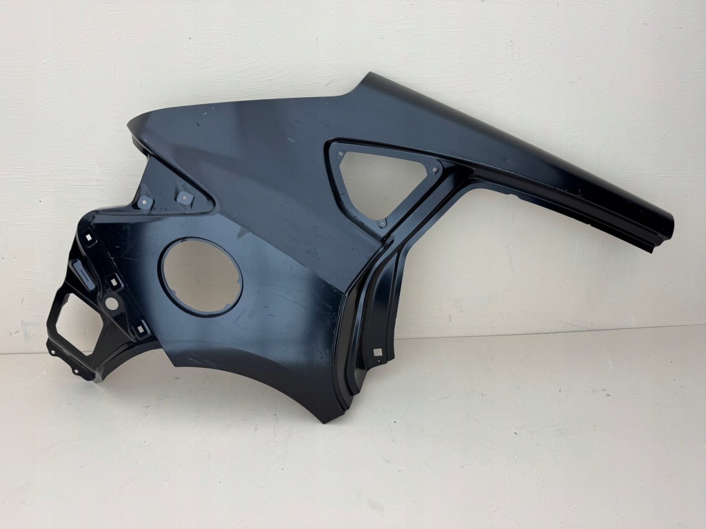 фото №1, Subaru xv crosstrek крила pray задня обшивка праве задні