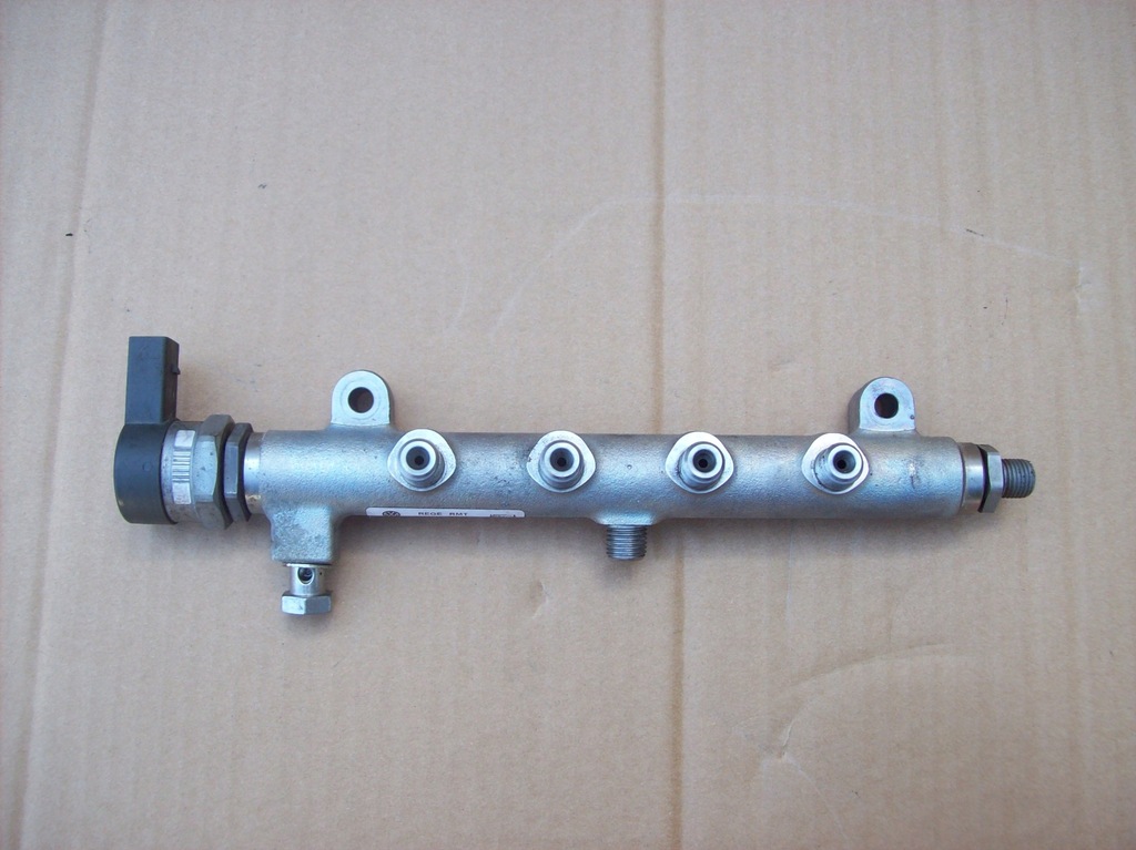 фото №1, Porsche cayenne 4.2tdi cud молдинг впрыскная