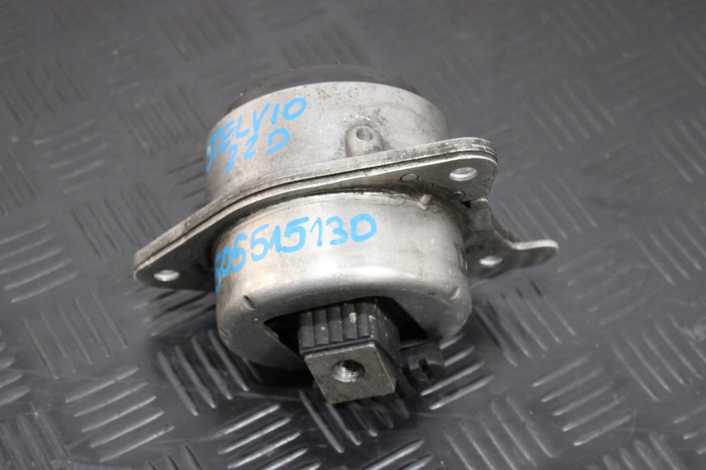 фото №1, Кронштейн подушка двигуна 505515130 alfa romeo stelvio 2,2d 4x4