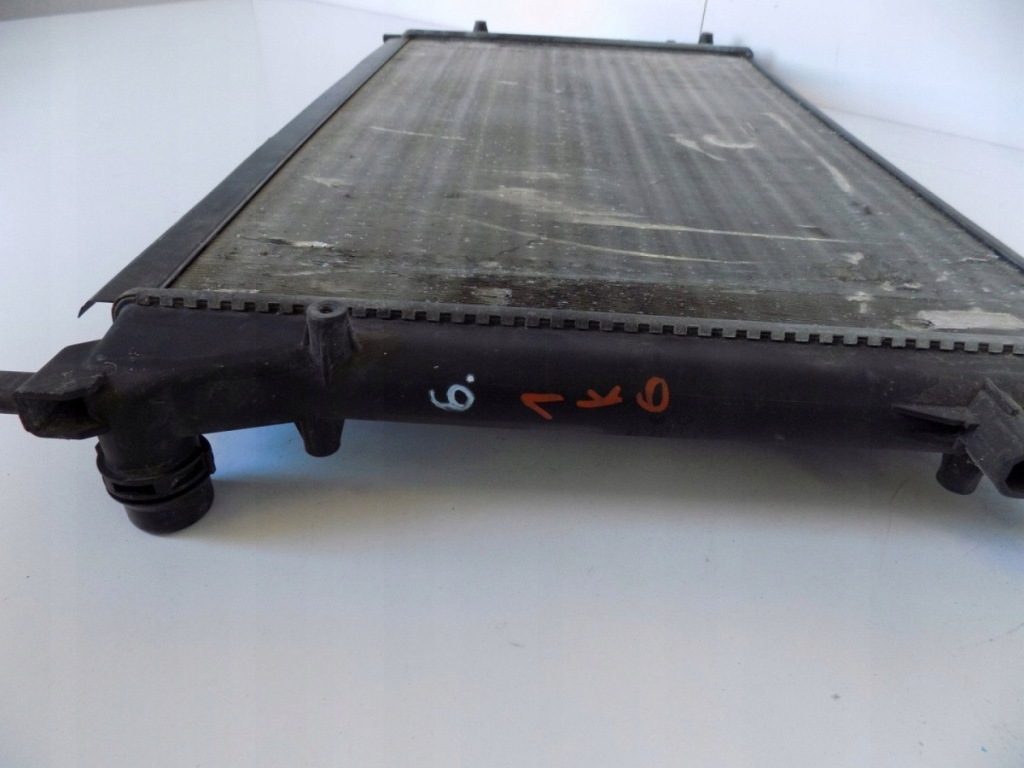 Vw passat audi 1k0 радіатор води - 6092 в Україні