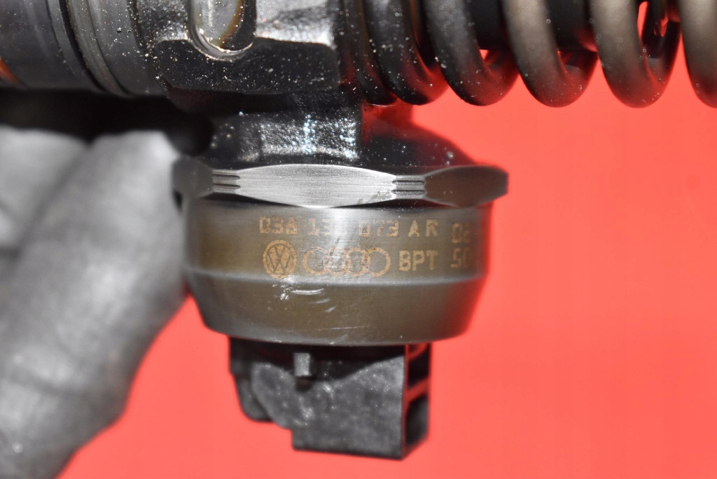 фото №9, Инжектор насос-форсунка 038130073ar skoda superb 1 i 1.9 d 130 km 01-06