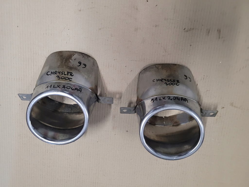 фото №1, Chrysler 300 наконечник выхлоп rh/lh