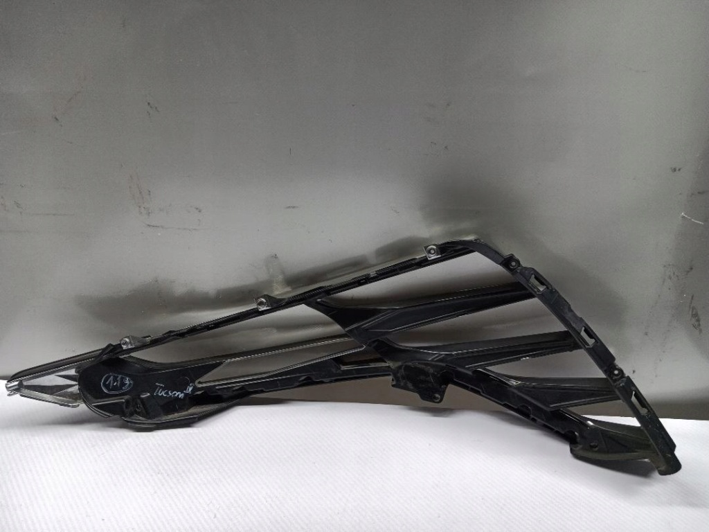 Решётка бампера перед передняя левая hyundai tucson iv n7922–1600 с Разборки