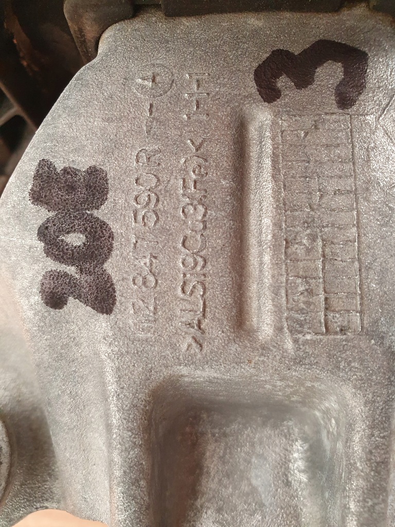 фото №11, Кронштейн подушка двигуна кронштейн renault zoe i 18r 112106577r 112223722r