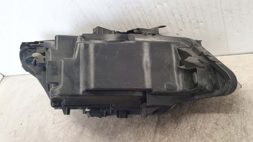 Bmw z4 e89 лампа перед ліва ксенон оригінал європа пошкоджена Оригінал