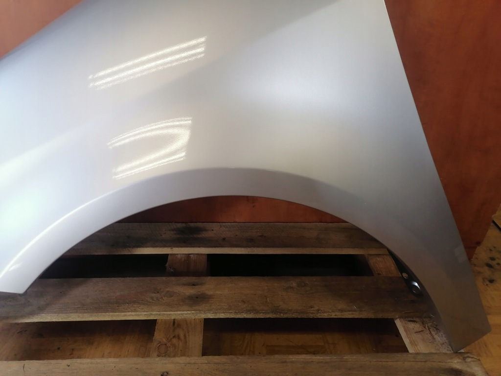 Крыло левый передний volkswagen touran рестайлинг  la7w с Разборки