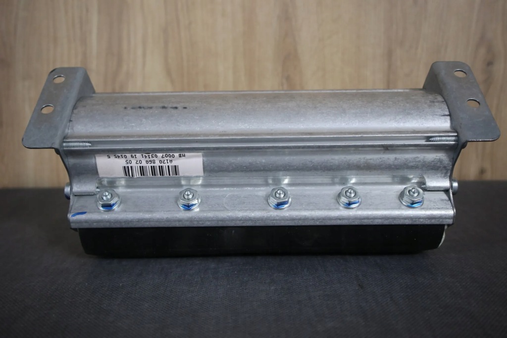 фото №4, Mercedes slk r170 lift подушка консоли пассажира 1708600705