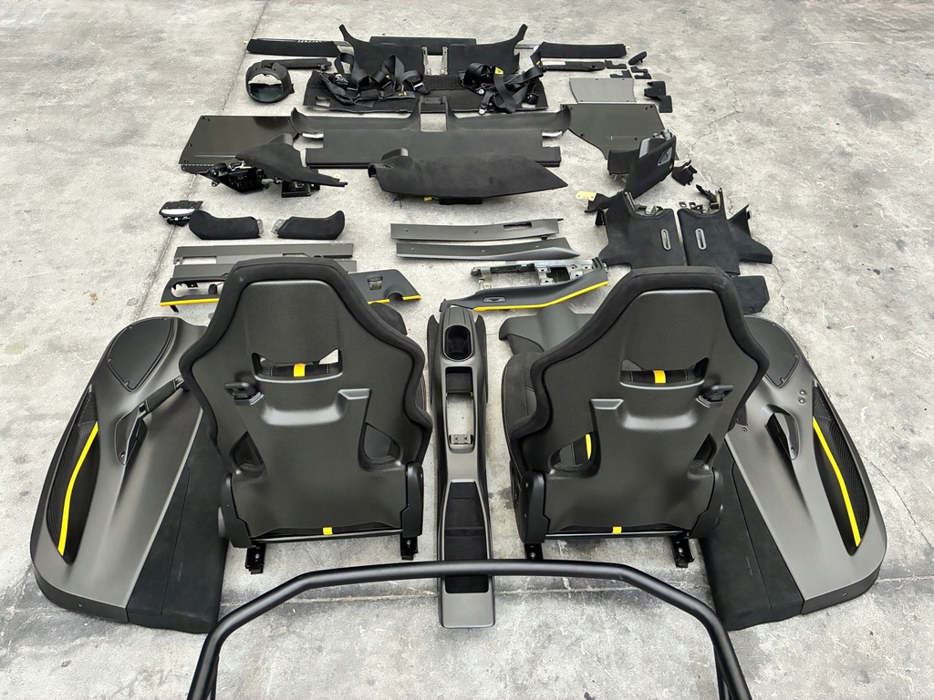 фото №9, Ferrari 488 pista f142 набір сидіння решітка карбон салон jak nowe