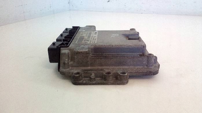 Бортовий комп'ютер двигуна citroen picasso 1,6hdi 0281012466 Недорого