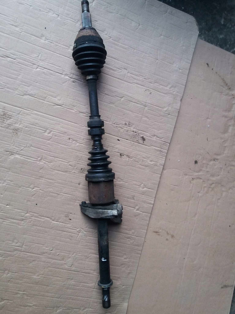фото №1, Nissan juke f15 приводной вал правая 1.5 dci