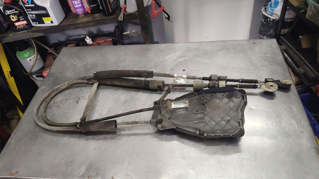 Купить Кронштейн тросы переключения передач ford ranger dr3r7e459db