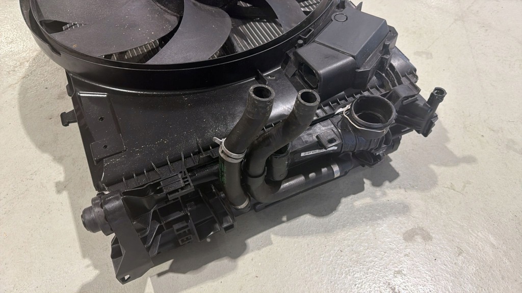 Maserati ghibli trofeo 3.8 ремінь передній підсилювач радіатор вентилятор Зі Шроту