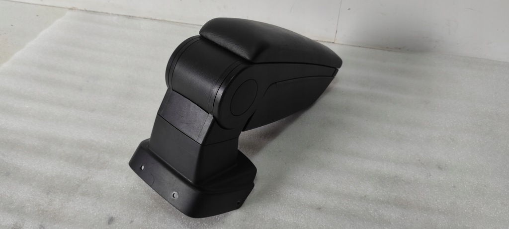 фото №4, Mazda cx-3 підлокітник оригінал d09vv0630 2017 rok