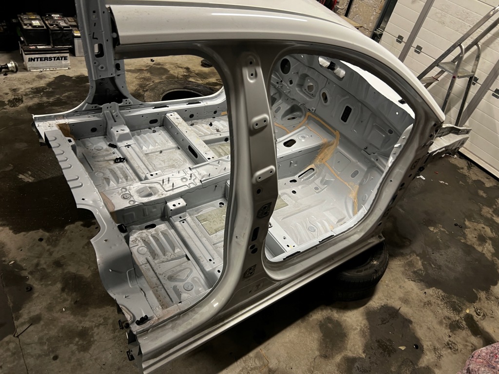 фото №10, Четверть перед лонжерон блок двигателя порог крыша dacia sandero 2023 iii 3