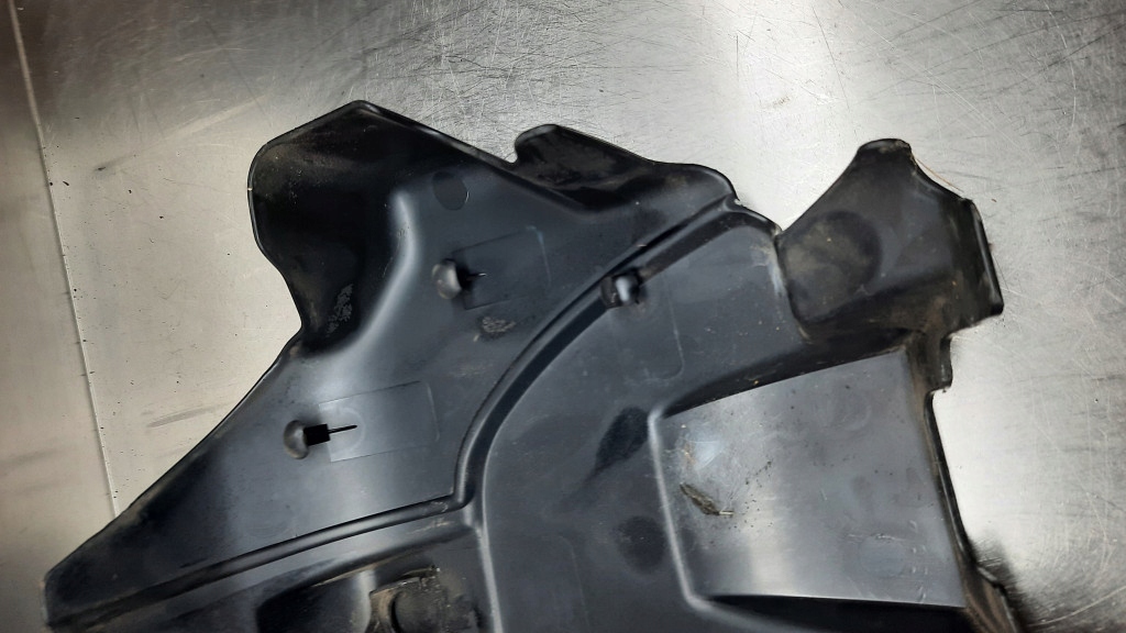 фото №9, Крышка двигателя 08653495 volvo s60 v70 ii 2.4 d5