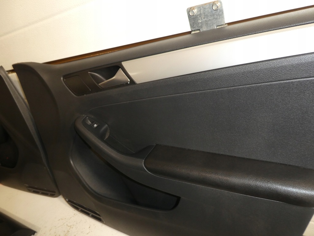 фото №6, Обшивка обивка дверь комплект vw jetta 5c